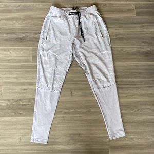 Alphalete Infinity White Camo Joggers size M